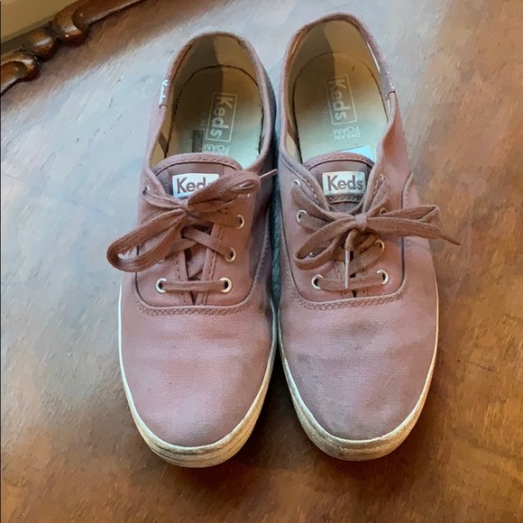Keds - mauve- ladies size 8 - Picture 1 of 4